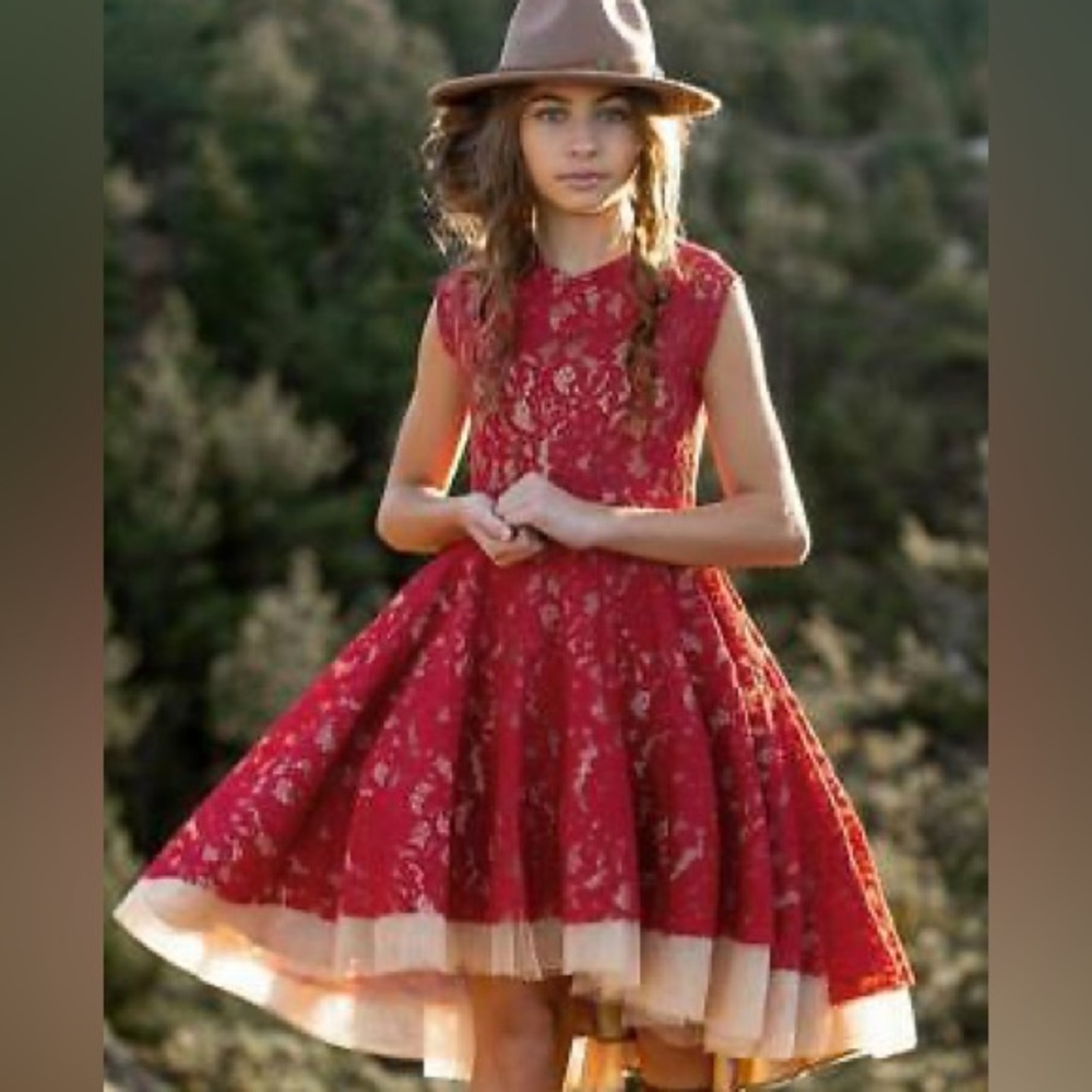JOYFOLIE JACQUELINE LACE DRESS IN RED
